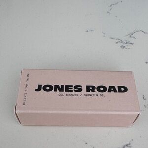 Jones Road Gel Bronzer in Light